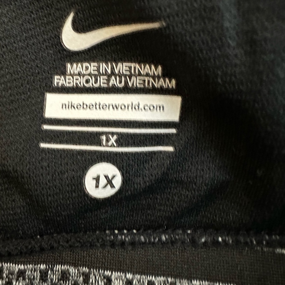 Nike Tank - Picture 6 of 6